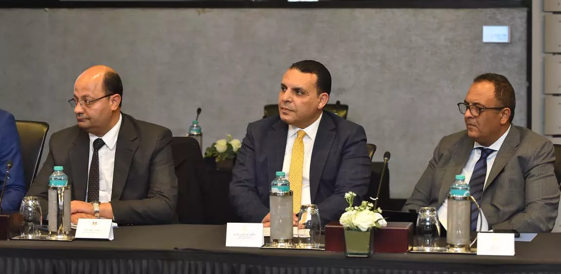 وزير الاستثمار يجتمع مع ممثلي الخارجية والزراعة