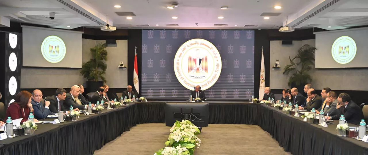 وزير الاستثمار يجتمع مع ممثلي الخارجية والزراعة