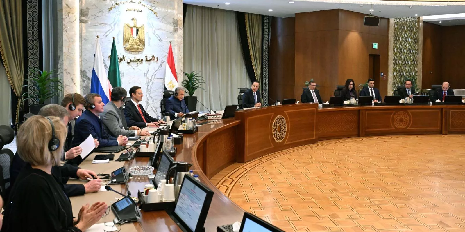 رئيس الوزراء يستقبل رئيس جمهورية تتارستان بروسيا الاتحادية