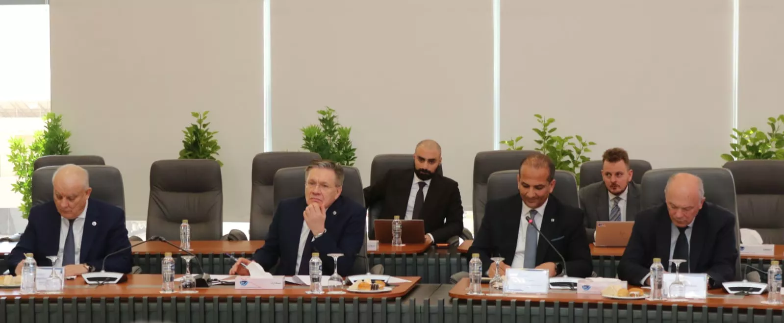 وزير الكهرباء  يجتمع ورئيس شركة روسآتًوم الروسية