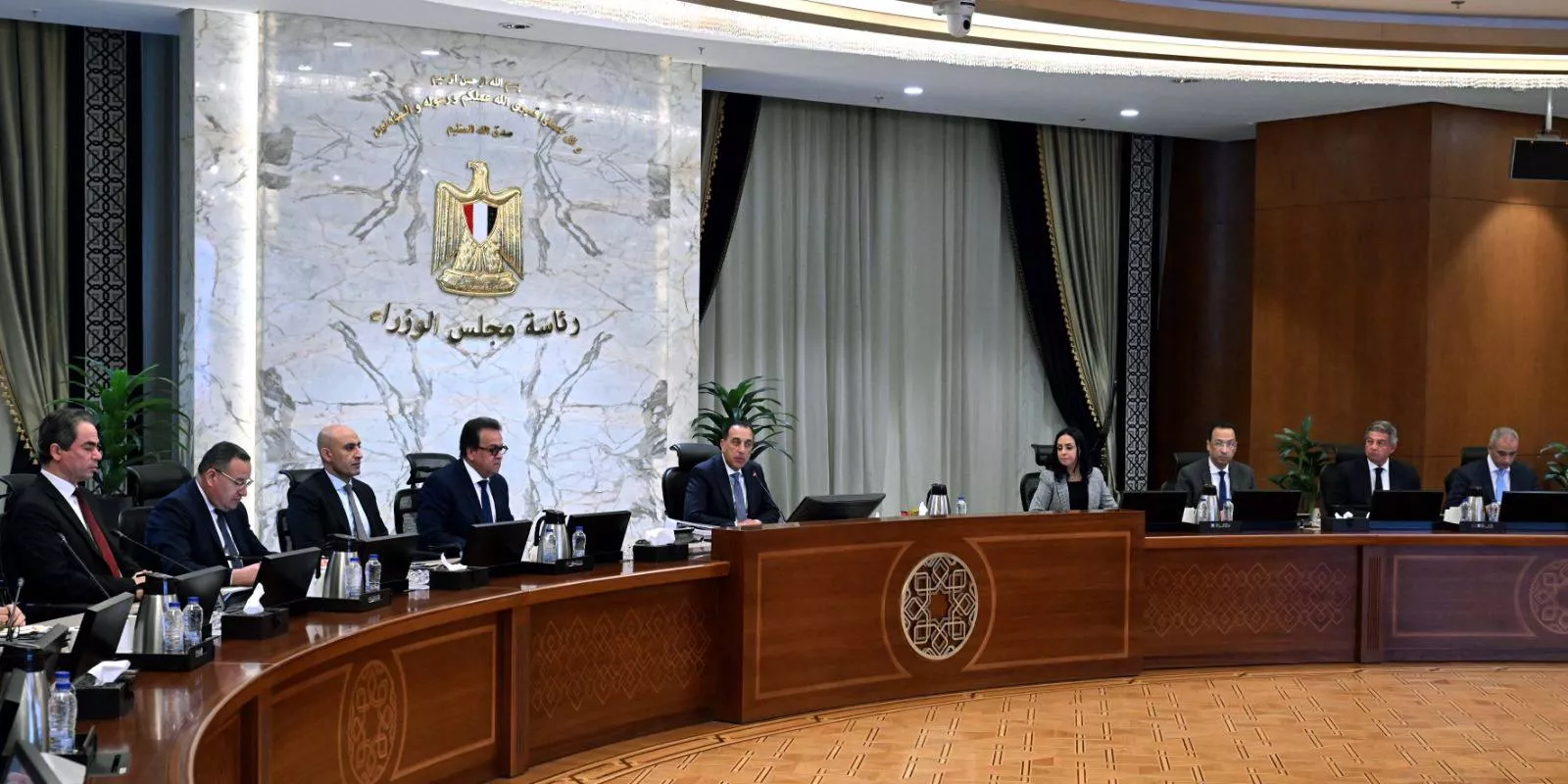 مدبولي يتابع إجراء مواجهة مخاطر المنصات والألعاب الالكترونية