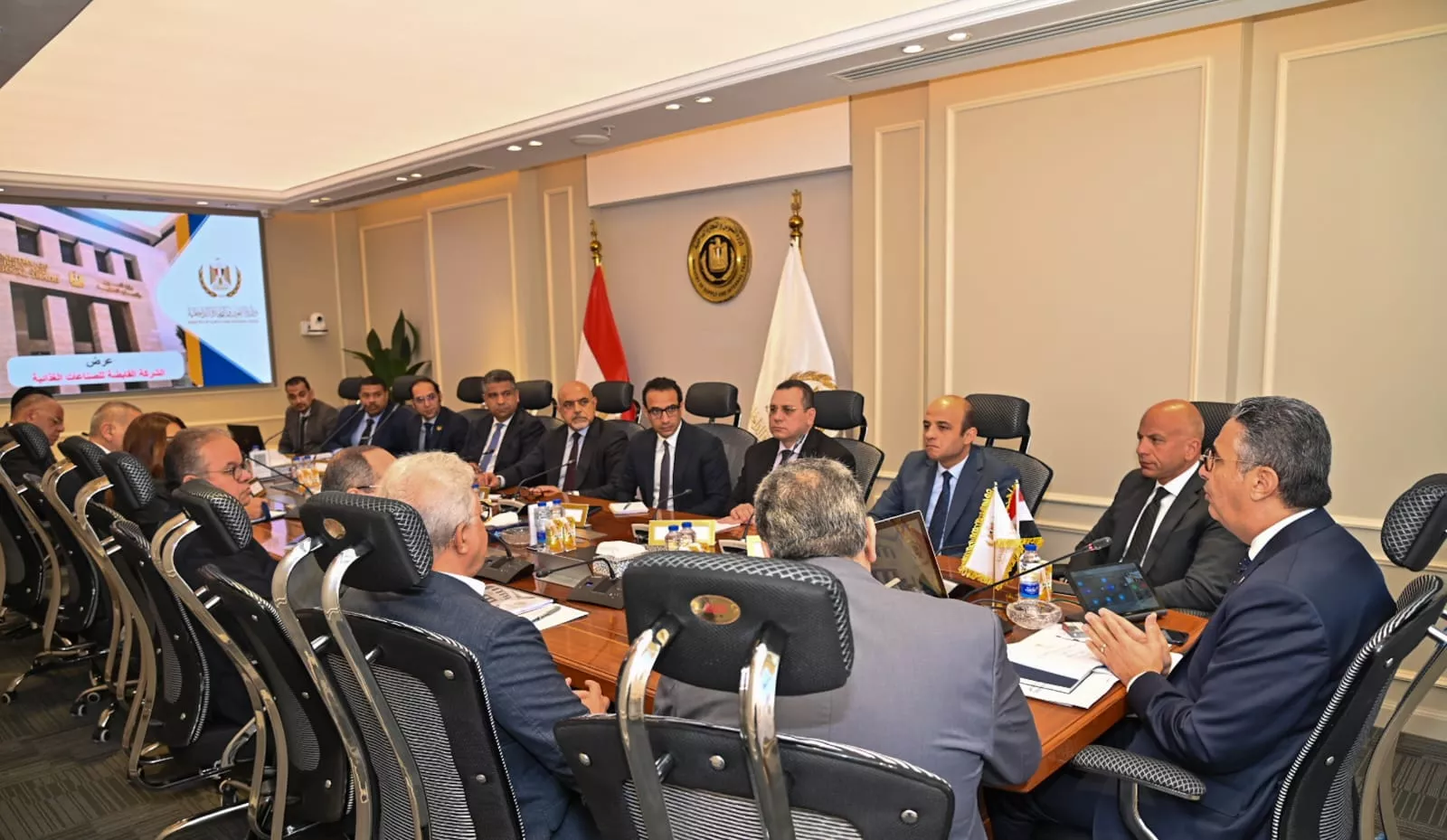 وزير التموين يترأس أول اجتماع للجنة العليا للمشروع القومي كاري أون