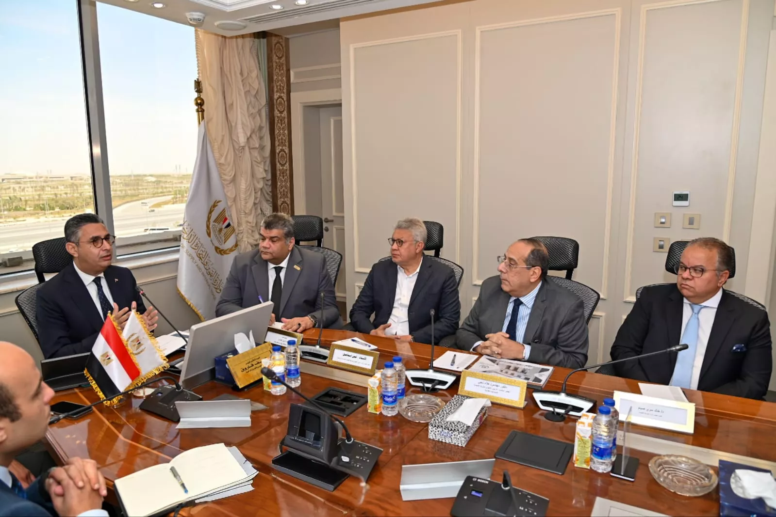 وزير التموين يترأس أول اجتماع للجنة العليا للمشروع القومي كاري أون