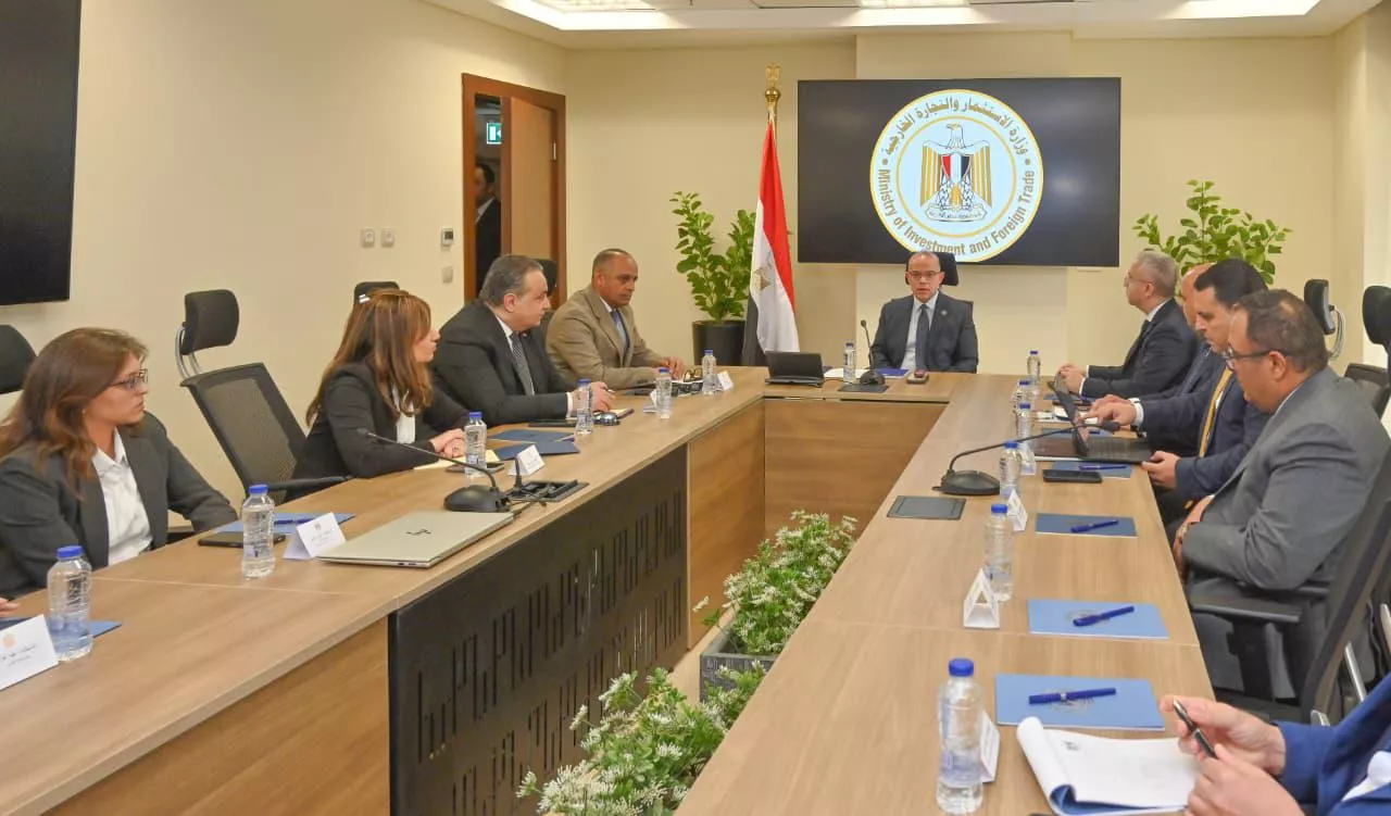 وزير الاستثمار يتابع مؤشرات الأداء وخطط العمل بالهيئات
