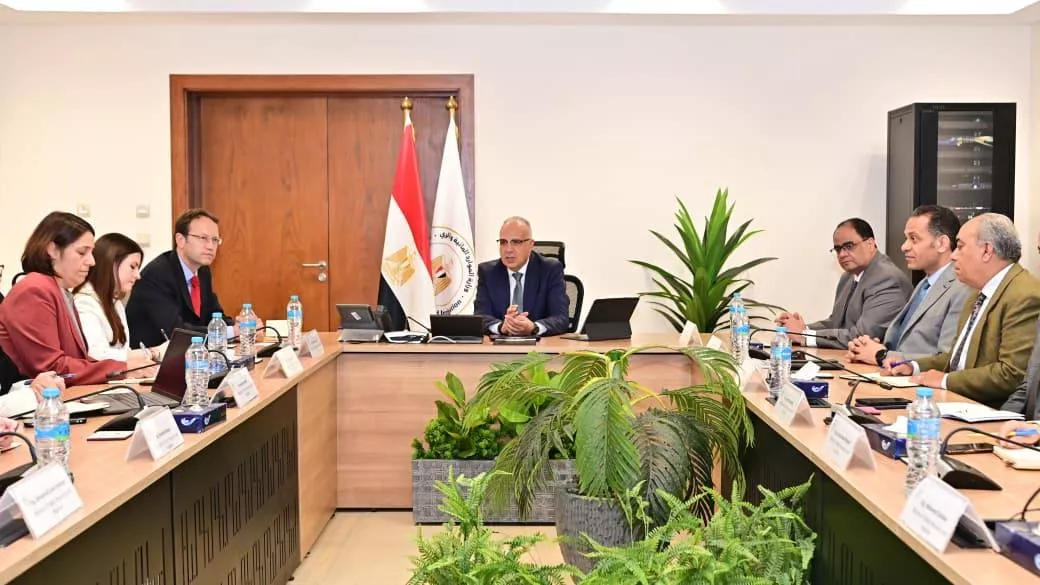 الدكتور سويلم يجتمع مع سفير إسبانيا