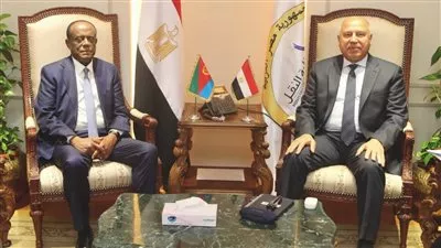 مباحثات مصرية - إريترية لتعزيز التعاون المشترك في مجالات النقل
