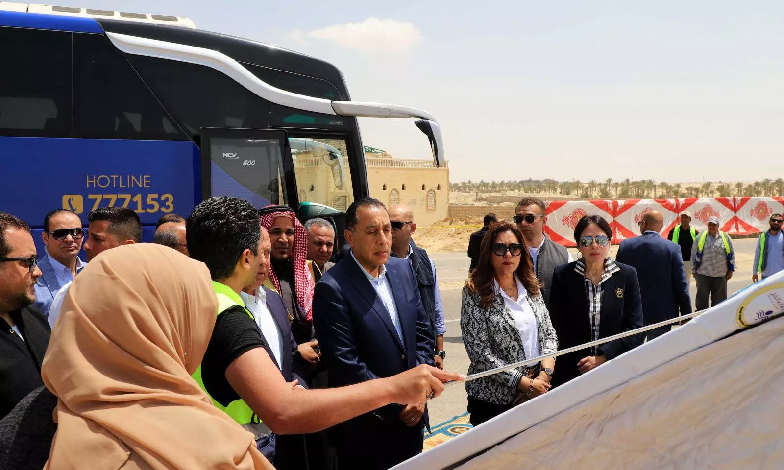 رئيس الوزراء يتابع موقف تنفيذ مشروع إنشاء خط سكة حديد