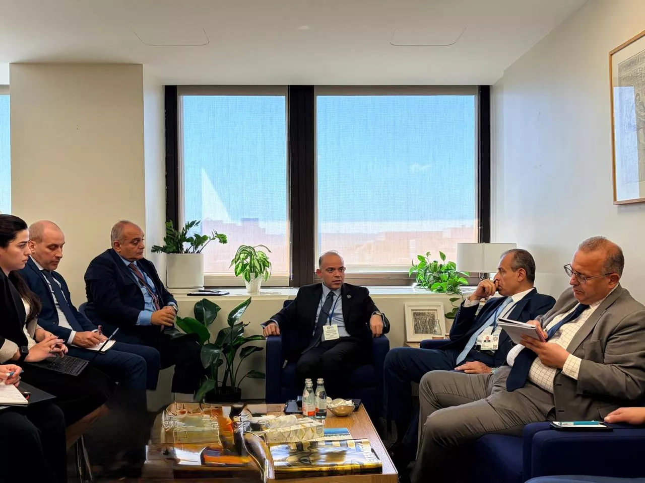 وزير الاستثمار يجتمع مع أحد مسئولى صندوق النقد الدولي