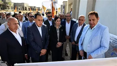مدبولي يتابع الموقف التنفيذي لإنشاء 17 تجمعًا تنمويًا حضريًا في شمال سيناء