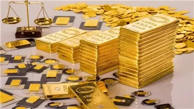 الذهب يتراجع مع صعود الدولار وسط ترقب بشأن محادثات أمريكا وإيران
