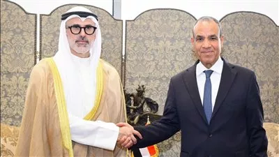 وزير «الخارجية» يبحث تعزيز العلاقات الاقتصادية والتجارية والاستثمارية بين مصر والكويت