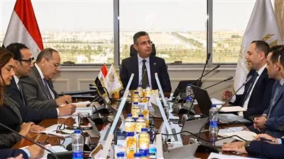 وزير «التموين» يبحث فرص التعاون المشترك مع «سُبل للاستثمار التجاري»