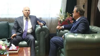 «الصحة» و«النقل» تبحثان تعزيز التعاون المشترك لرفع كفاءة سلاسل الإمداد الدوائي