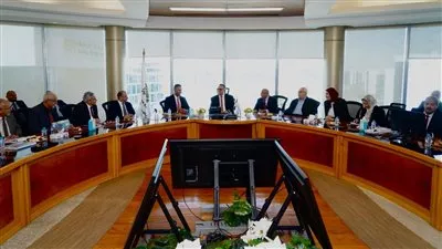 رئيس البورصة: 1.24 مليار جنيه رؤوس أموال 6 شركات ضمن برنامج الطروحات الحكومية