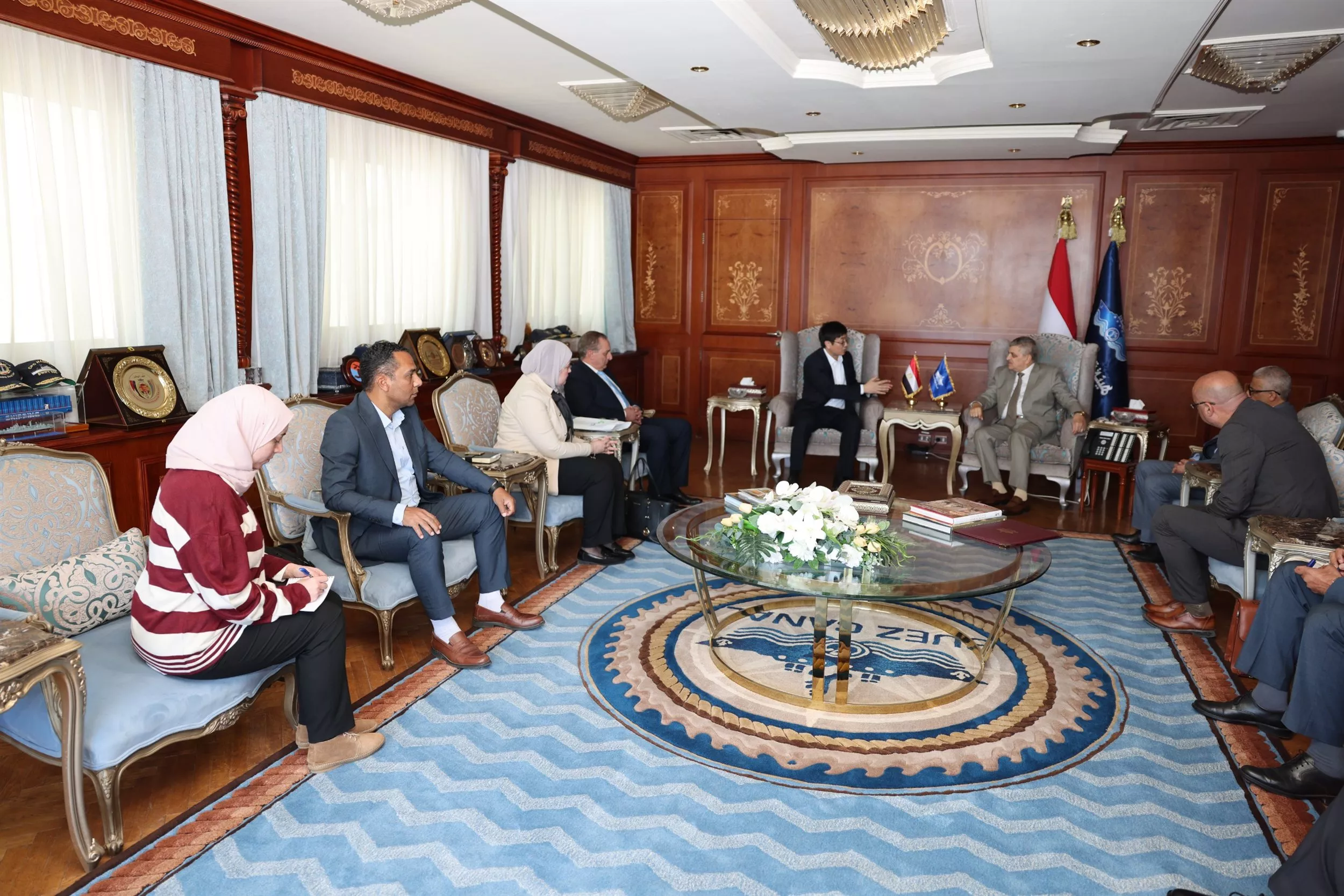 أسامة ربيع مع نائب رئيس مجلس إدارة شركة تيدا مصر للاستثمار