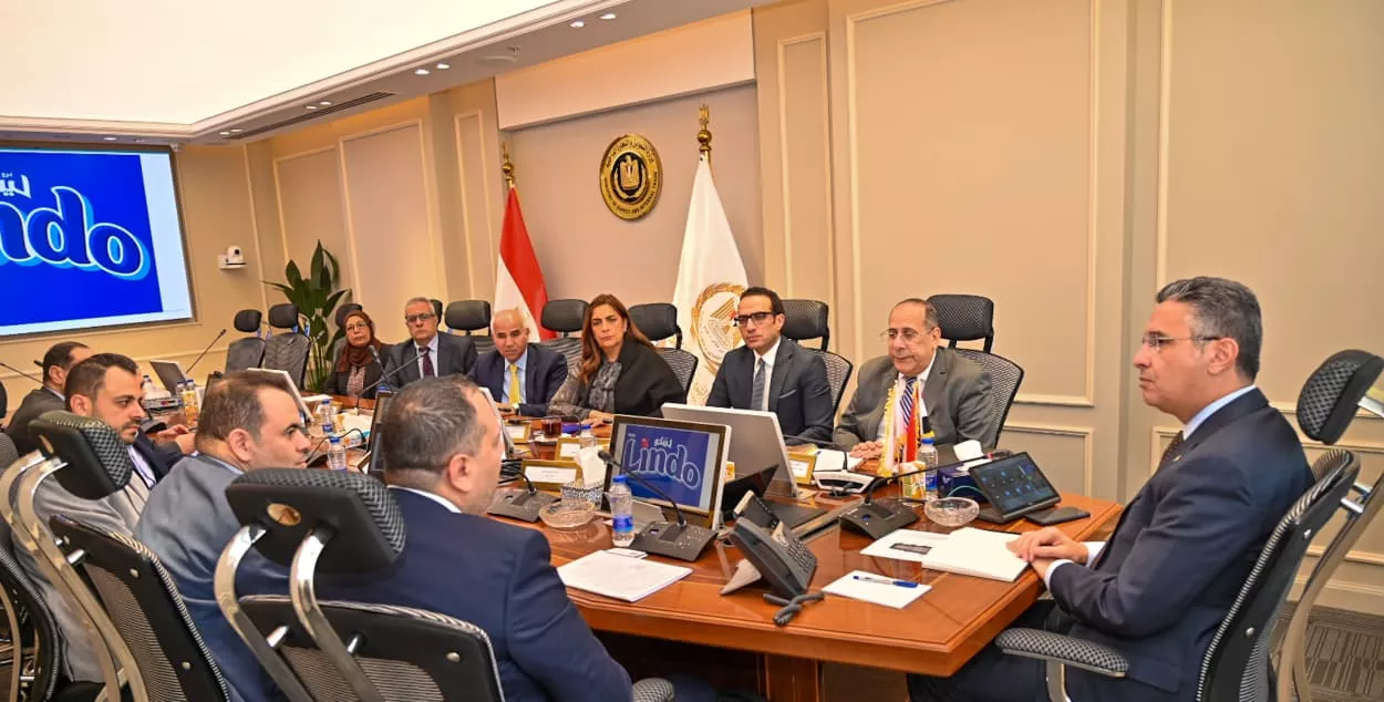 وزير التموين يعقد اجتماعًا مع شركة سُبل للاستثمار التجاري