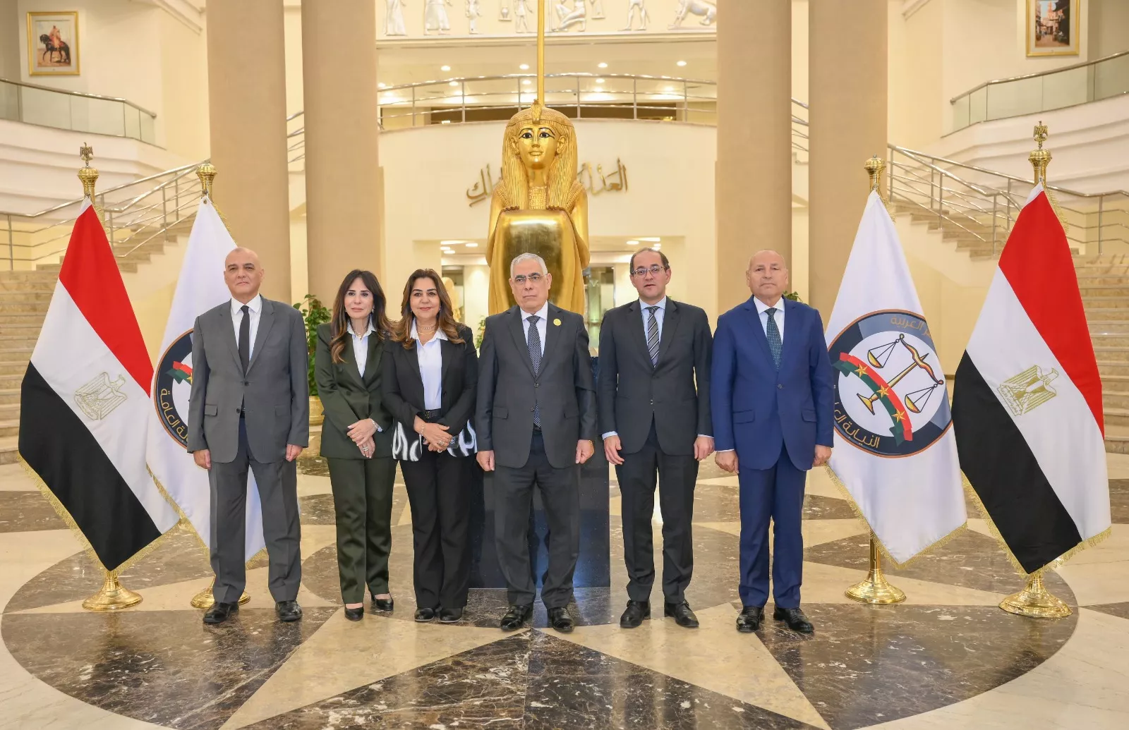 النيابة العامة تشهد احتفالية بمقر مكتب النائب العام مع عدد من كبار مسؤولي الوزارات والجهات المعنية