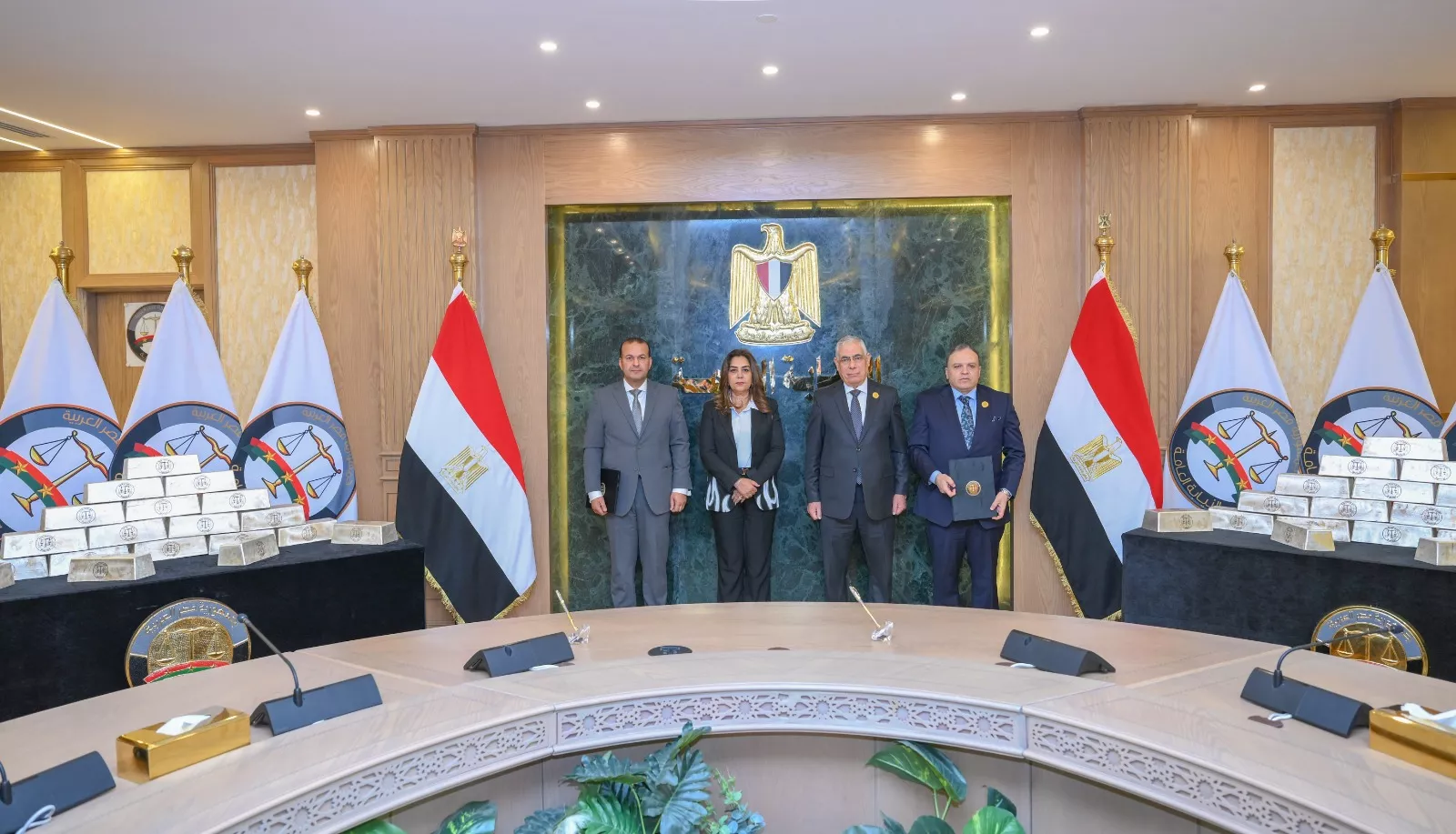 النيابة العامة تشهد احتفالية بمقر مكتب النائب العام مع عدد من كبار مسؤولي الوزارات والجهات المعنية