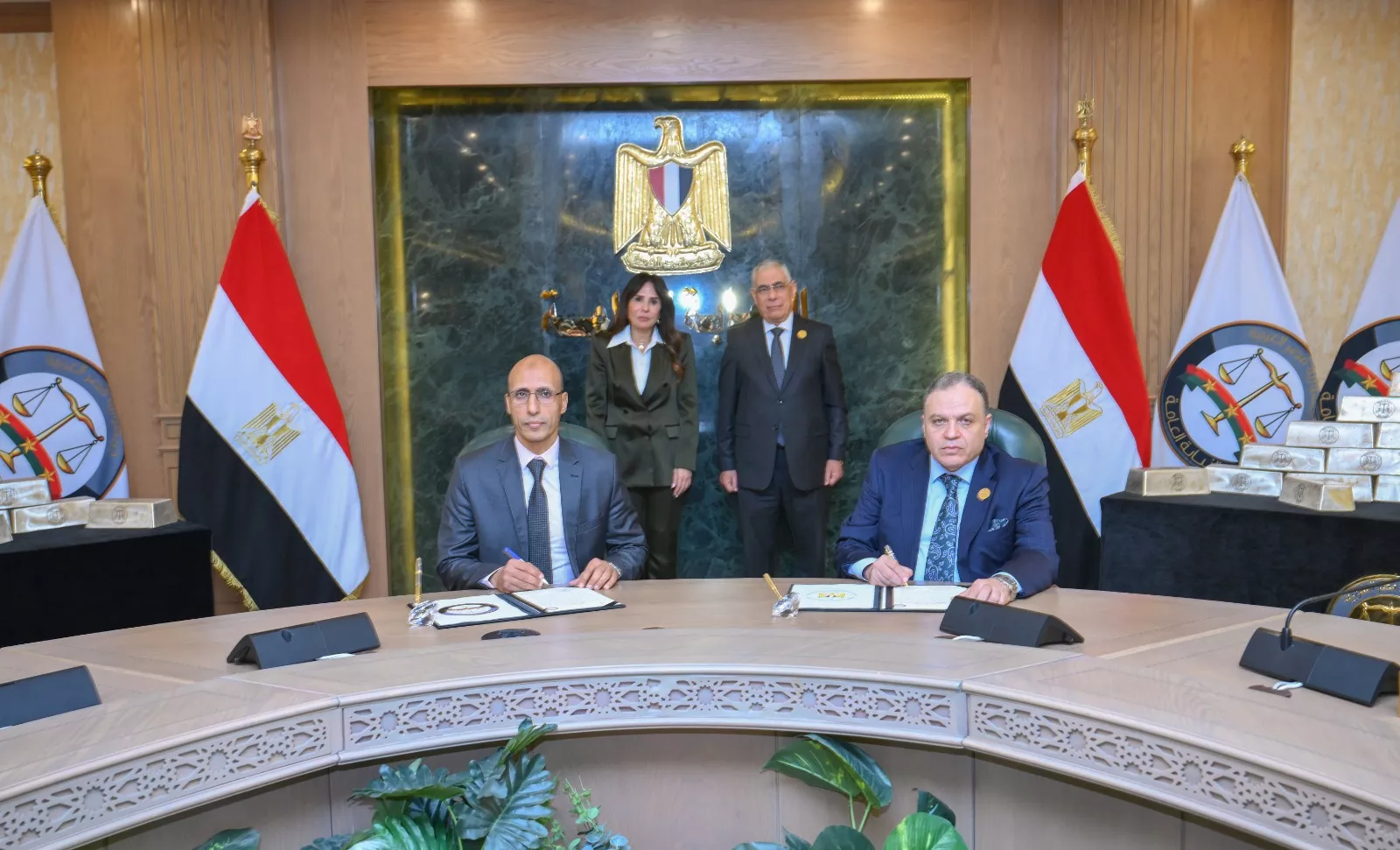 النيابة العامة تشهد احتفالية بمقر مكتب النائب العام مع عدد من كبار مسؤولي الوزارات والجهات المعنية
