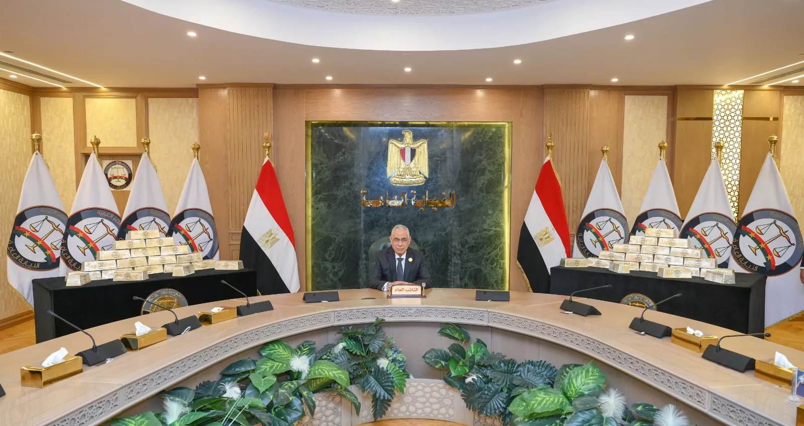 النيابة العامة تشهد احتفالية بمقر مكتب النائب العام مع عدد من كبار مسؤولي الوزارات والجهات المعنية