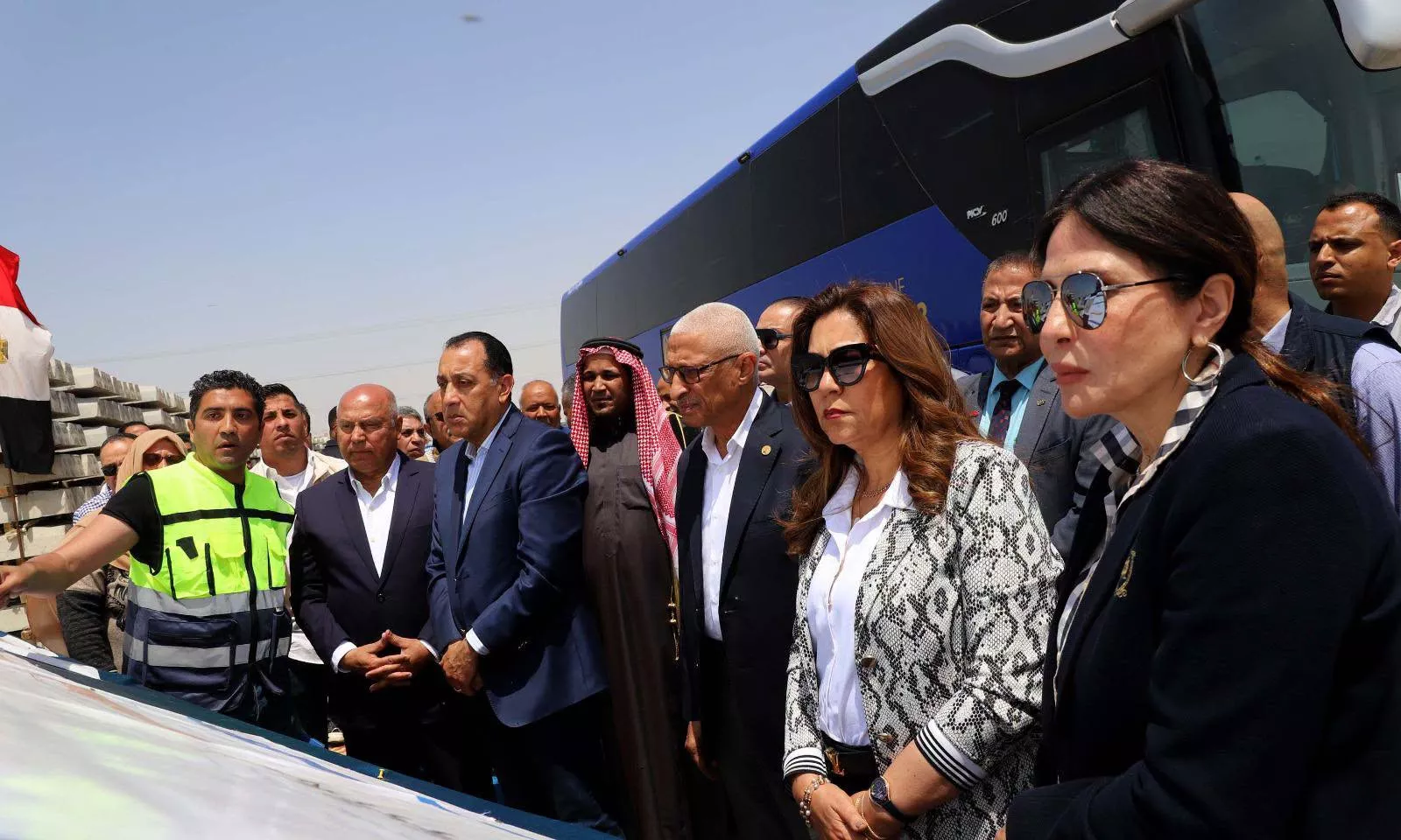 رئيس الوزراء يتابع موقف تنفيذ مشروع إنشاء خط سكة حديد