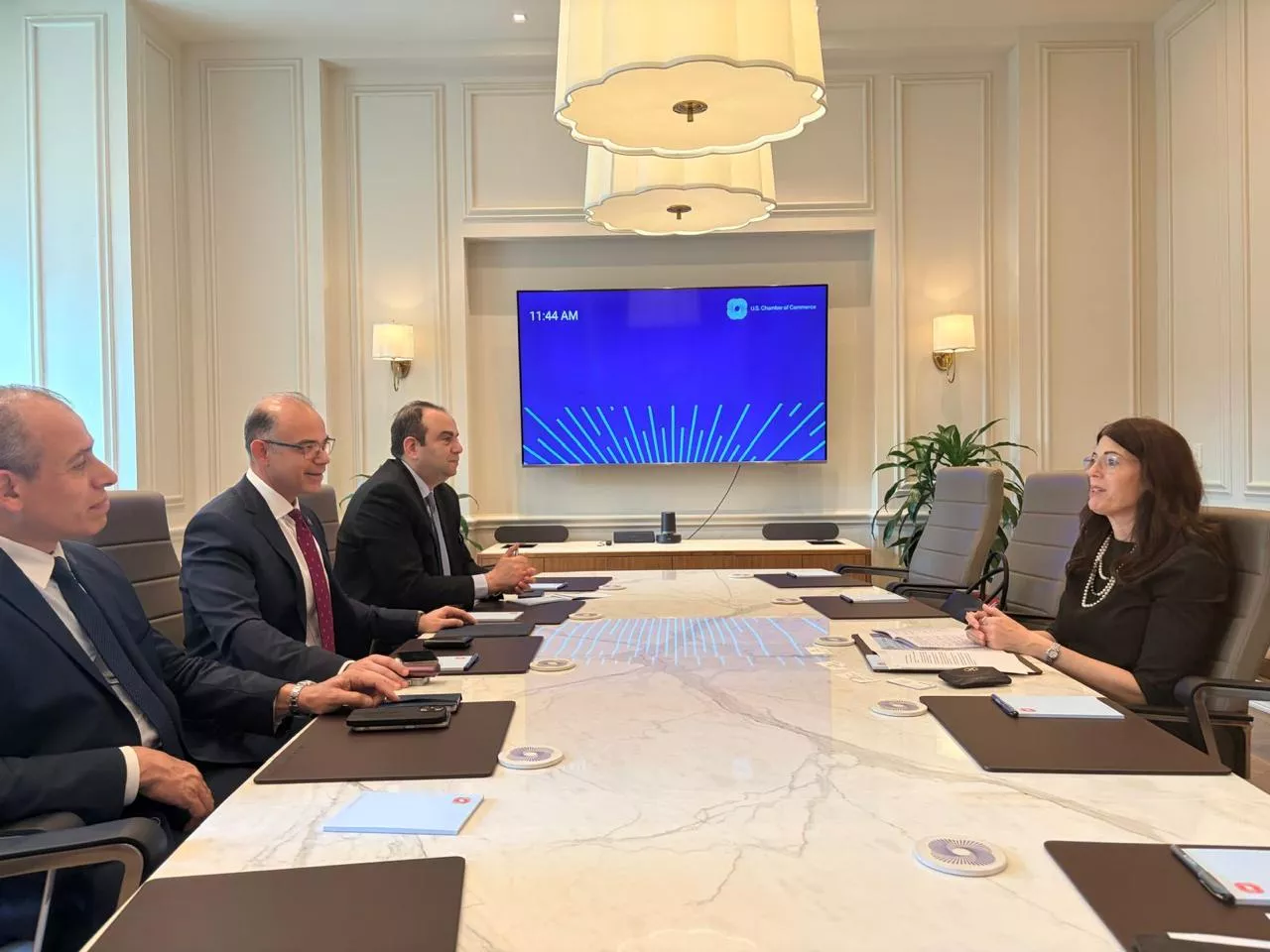 فريد يبحث مع شركة MetLife التأمين الرقمي بالسوق المصري