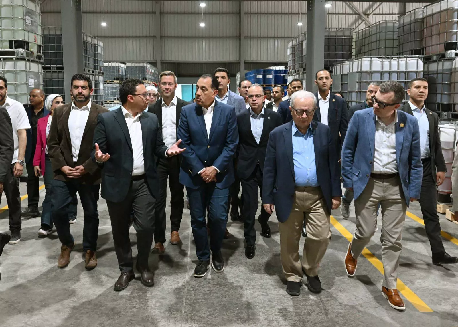 رئيس الوزراء يفتتح مصنع بيرل بولي يوريثان