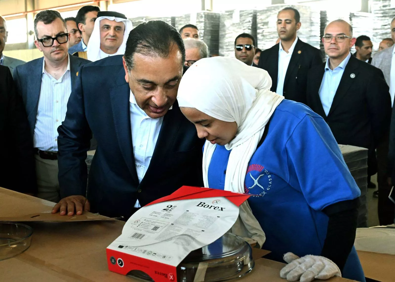 رئيس الوزراء يفتتح مصنع شركة بوريكس للزجاج المحدودة