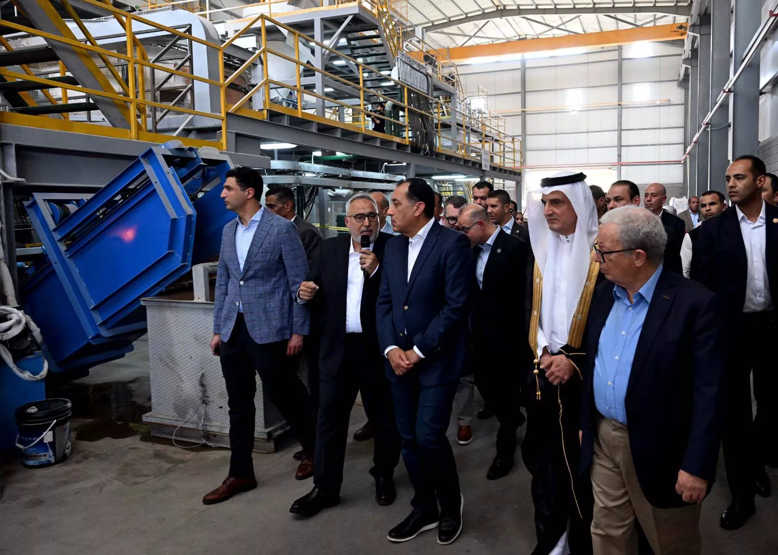 رئيس الوزراء يفتتح مصنع شركة بوريكس للزجاج المحدودة