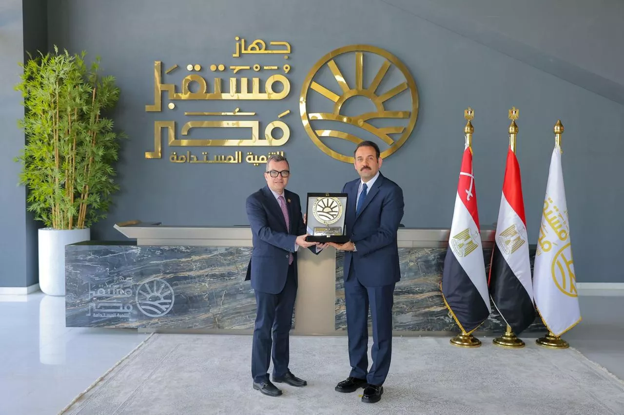وزير التخطيط يجتمع مع المدير التنفيذي لجهاز مستقبل مصر