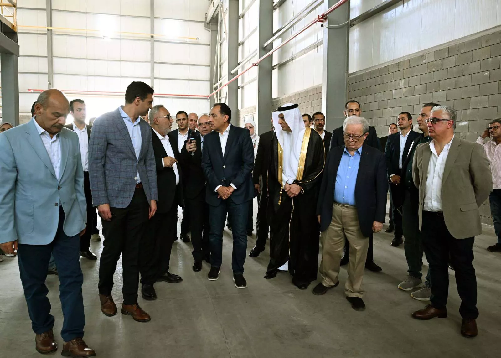 رئيس الوزراء يفتتح مصنع شركة بوريكس للزجاج المحدودة