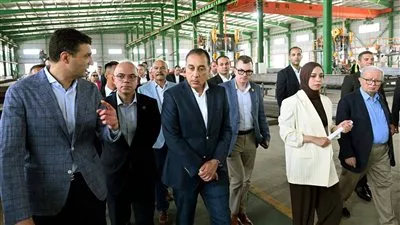 رئيس الوزراء يفتتح مصنع «شانغ يوان» للهياكل الفولاذية باستثمارات 3 ملايين دولار