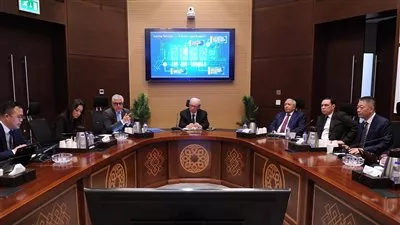 شركات صينية تعتزم إنشاء محطة حاويات ومدينة لوجستية باستثمارات 2.4 مليار دولار