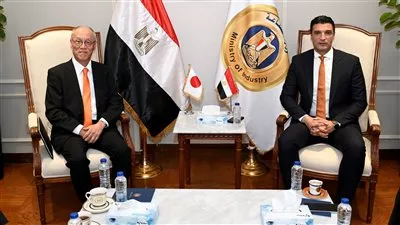 مصر واليابان تبحثان فرص التعاون في صناعة السيارات والأدوية والإلكترونيات