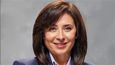 بعد استقالة حازم عمرو موسى.. تعيين منال حسين رئيسًا لكونتكت المالية القابضة