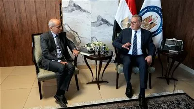 «توتال إنرجيز» تعتزم التوسع وزيادة الاستثمارات بأنشطة استكشاف الغاز في مصر