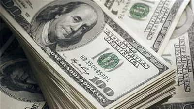 ارتفاع سعر الدولار مقابل الجنيه في البنوك المصرية