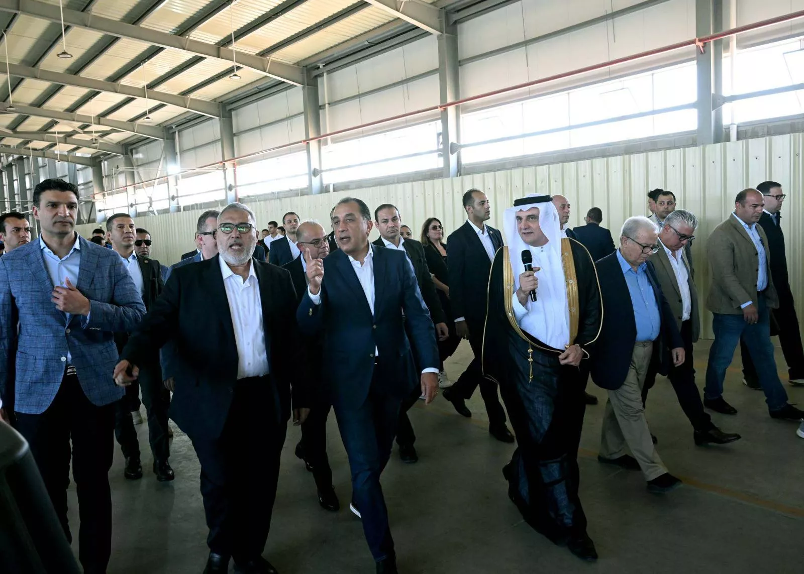 رئيس الوزراء يفتتح مصنع شركة بوريكس للزجاج المحدودة