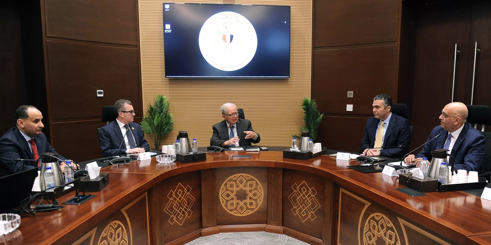 نائب رئيس الوزراء يعقد اجتماعًا تنسيقيا بشأن الاجتماع المُقبل للمجموعة الوزارية لريادة الأعمال