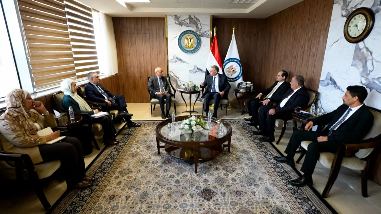 وزير البترول يجتمع مع مدير عام شركة توتال إنرجيز الفرنسية