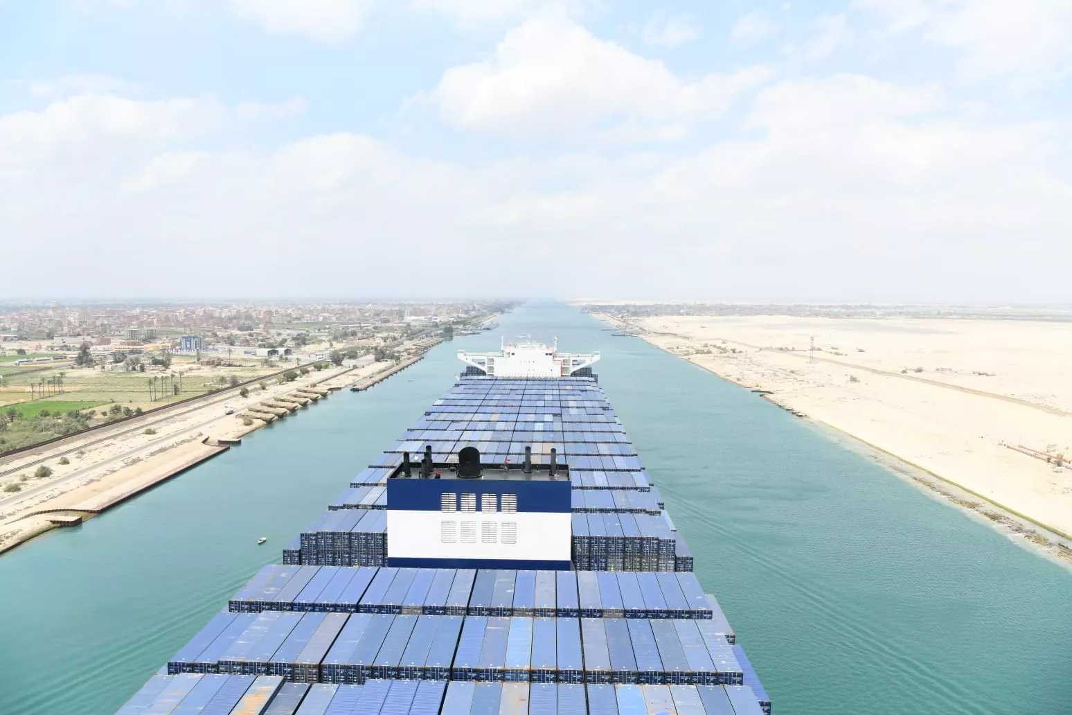 سفينة الحاويات العملاقة CMA CGM GRAND PALAIS