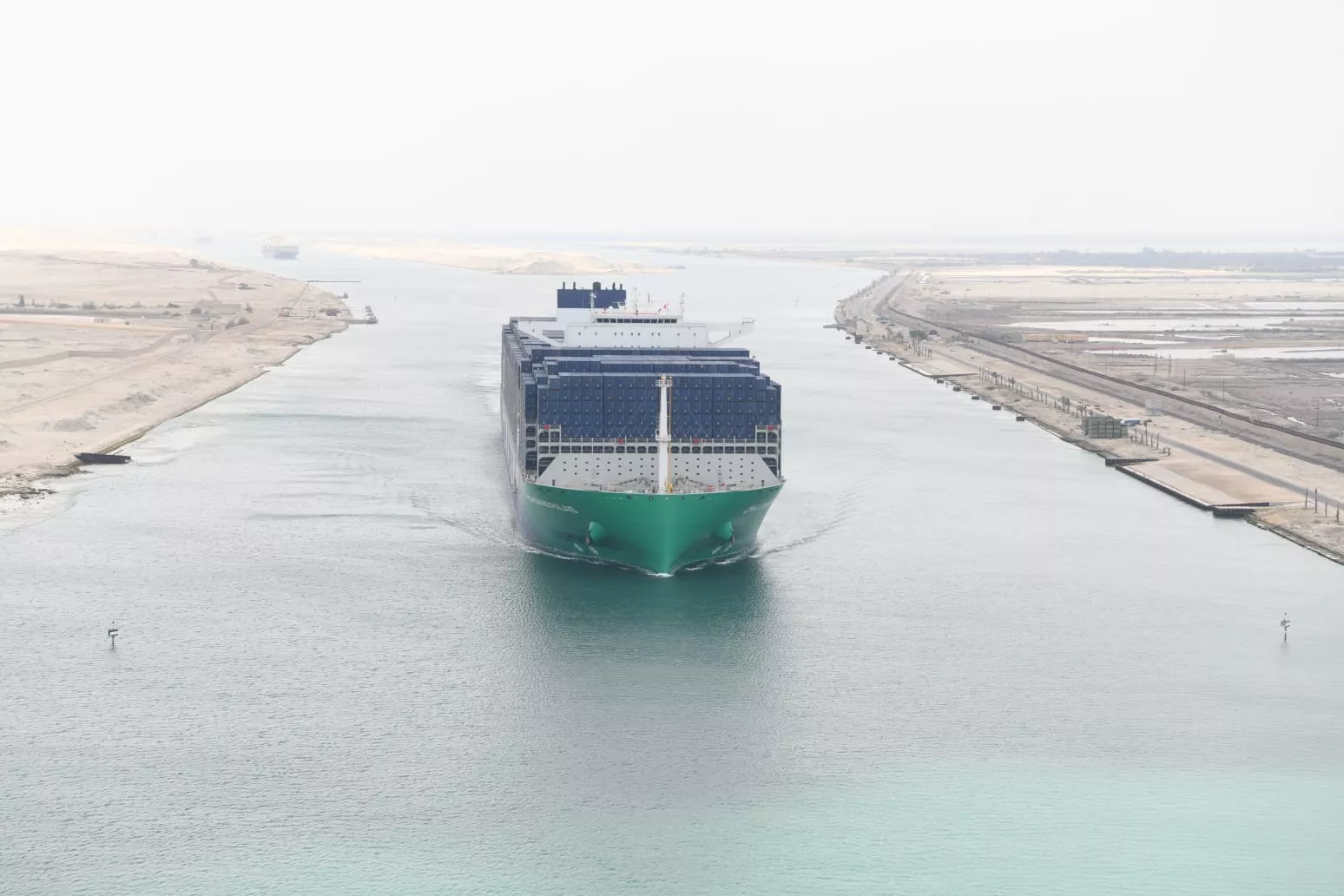 سفينة الحاويات العملاقة CMA CGM GRAND PALAIS