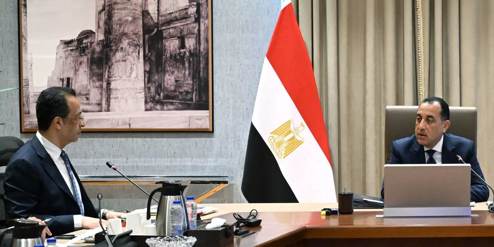 رئيس الوزراء يتابع الموقف التنفيذي للمبادرة الرئاسية الرواد الرقميون