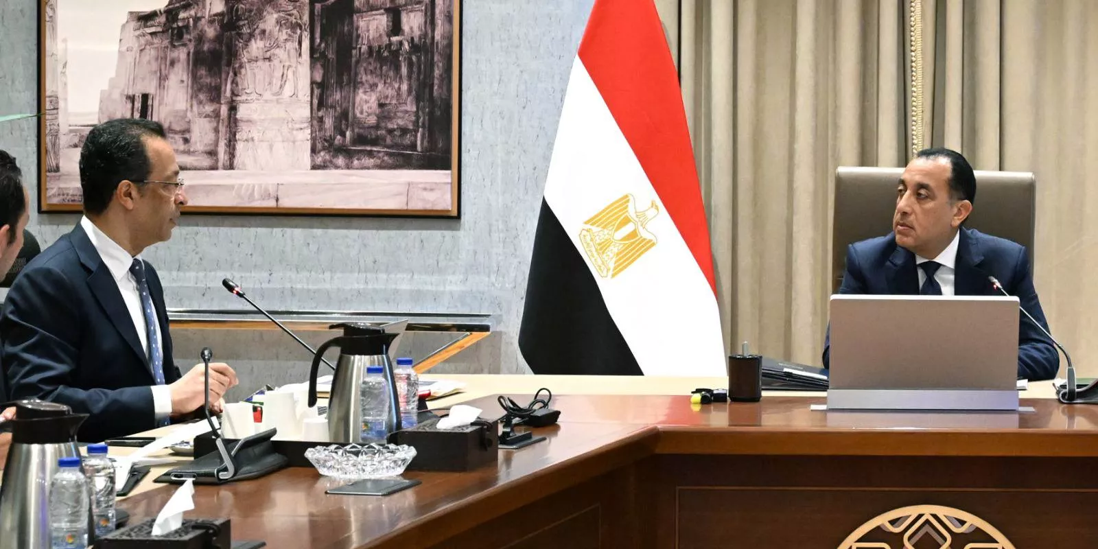 رئيس الوزراء يتابع الموقف التنفيذي للمبادرة الرئاسية الرواد الرقميون