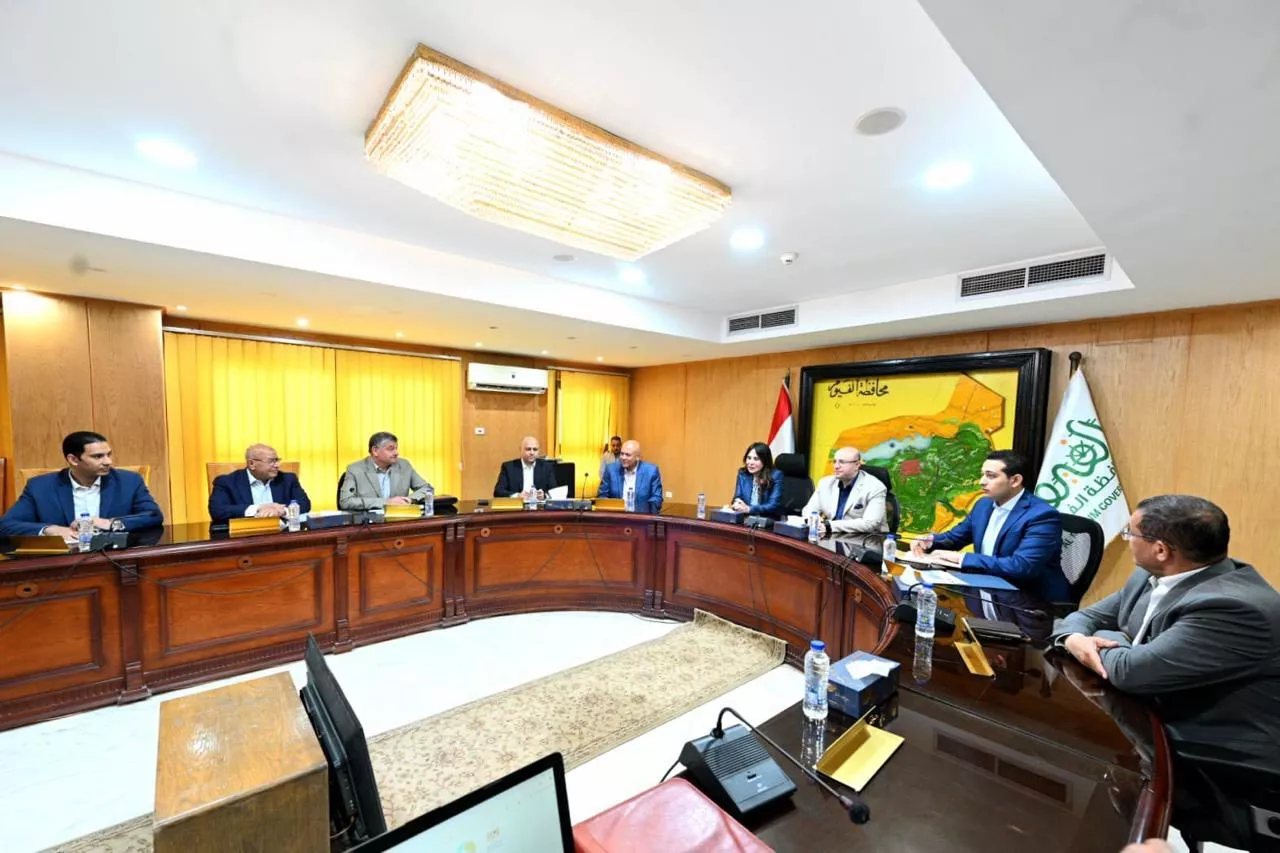 وزيرة الإسكان ومحافظ الفيوم يتابعان تنفيذ بعض المشروعات بالمحافظة