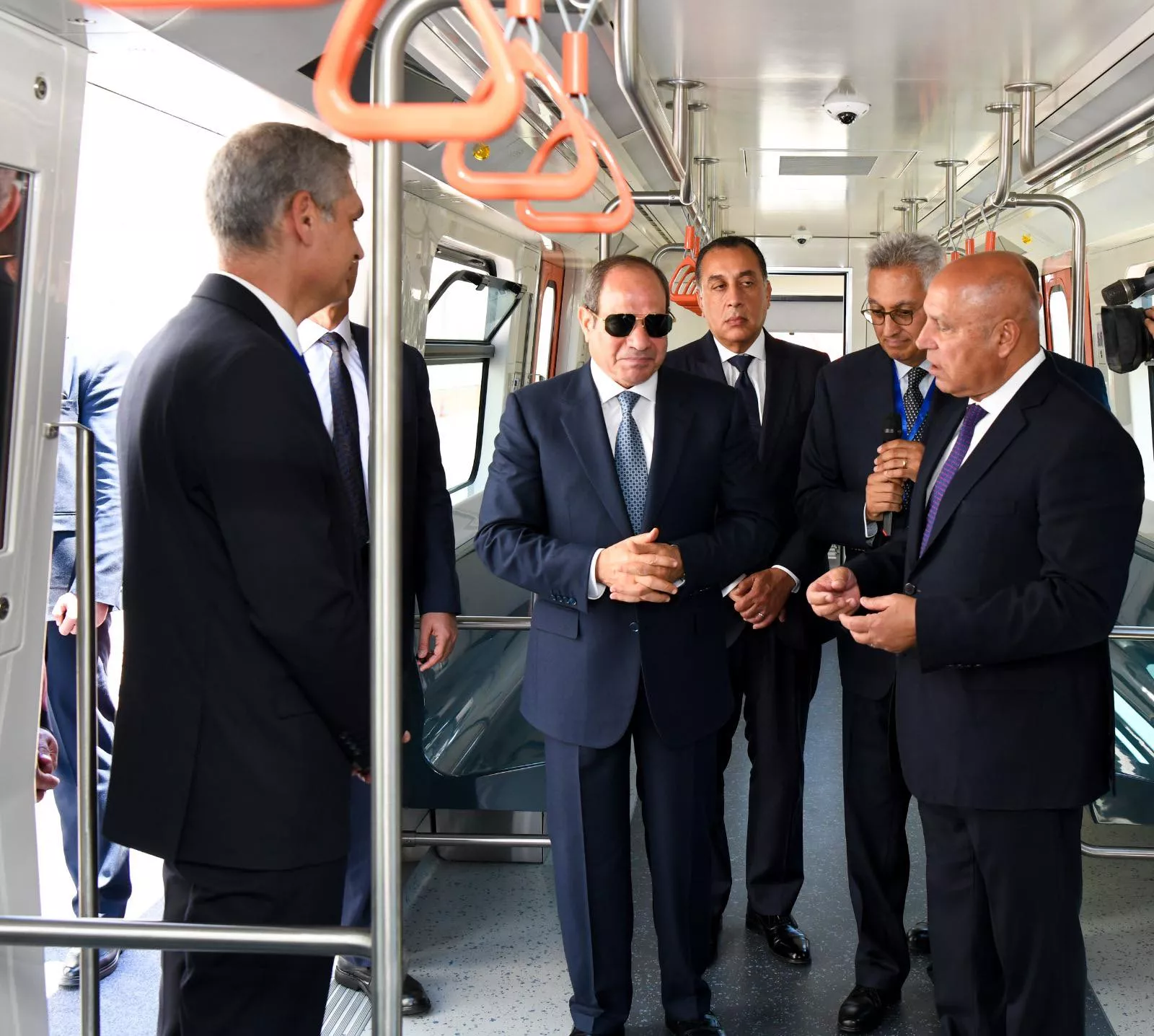 الرئيس السيسي يشارك في احتفال عيد العمال
