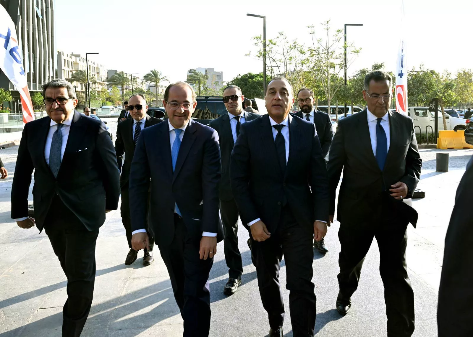 رئيس الوزراء يفتتح أول مركز للخدمات الضريبية المميزة بالقاهرة الجديدة