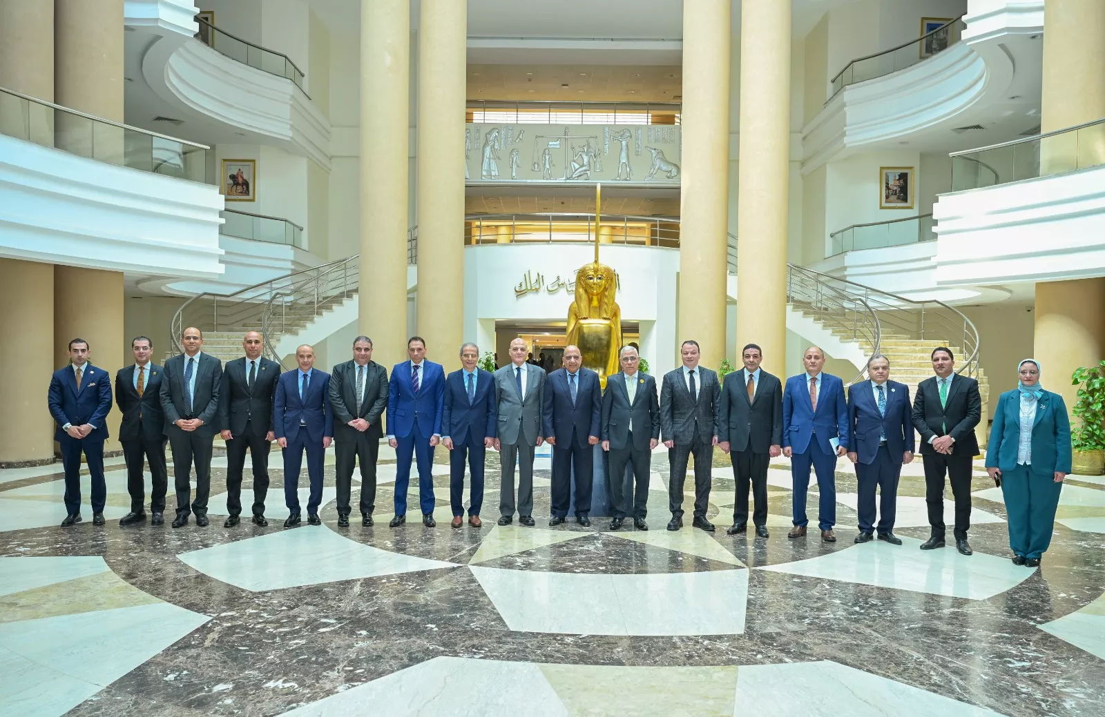 بروتوكول تعاون لتأهيل الإدارات القانونية ومأموري الضبط القضائي بقطاع الكهرباء