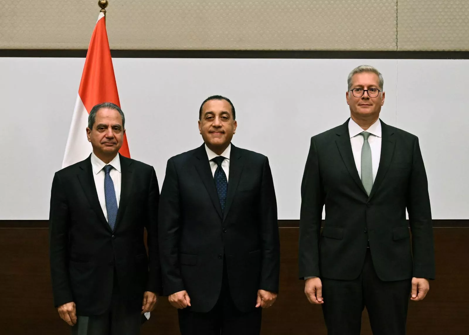 مدبولى يشهد توقيع اتفاقية تأهيل شبكات الغاز اللبنانية
