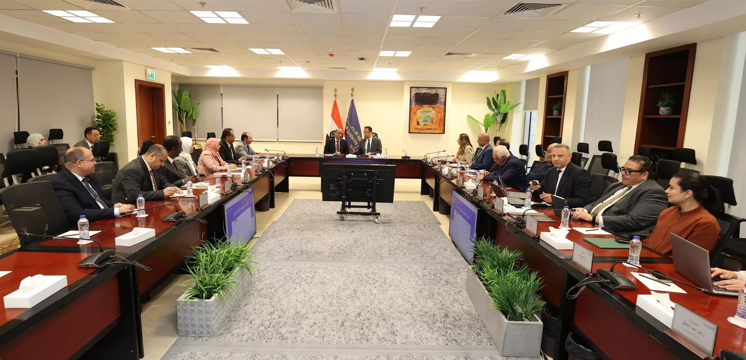 وزيرا الاتصالات والعمل يعلنان إطلاق خدمة كعب العمل